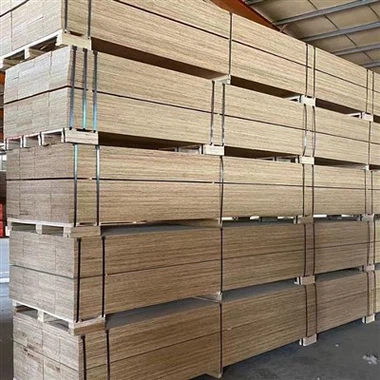 LVL populaire fabriqué à 100 % en bois dur d'acacia local.